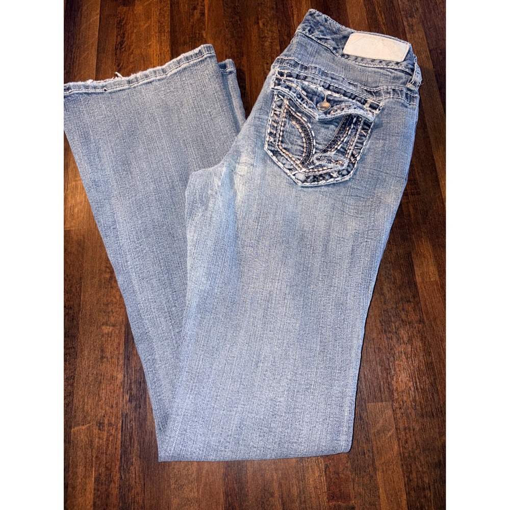Ariya Jeans Womens 7/8 Light Wash Bootcut Rhinestone Flap Pocket Denim Low Rise